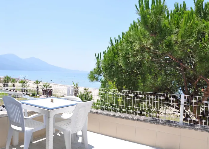Plaj Villa *